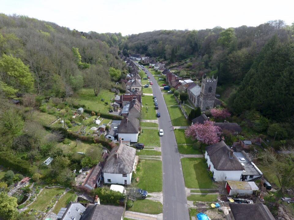 Hambro Arms Hotel Milton Abbas Bagian luar foto